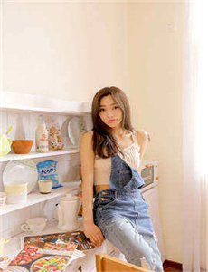 20岁女RAPPERDISSSUBS汉语