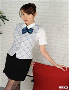 小峰由依